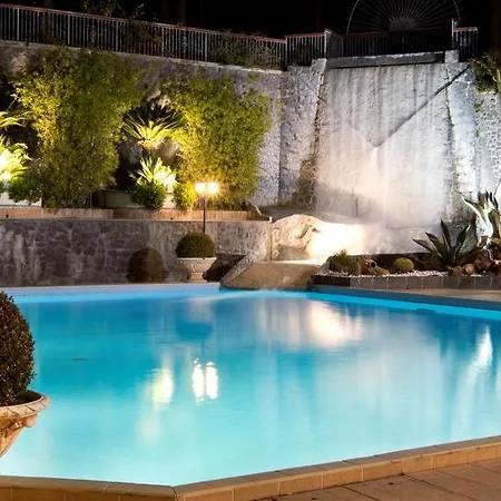 Hotell Parco Vesevus